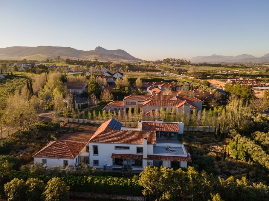 4 Bedroom Property for Sale in Winelands Western Cape